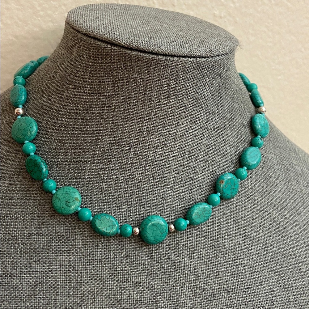 Vintage 90s Turquoise Stones & Sterling Closure Necklace
